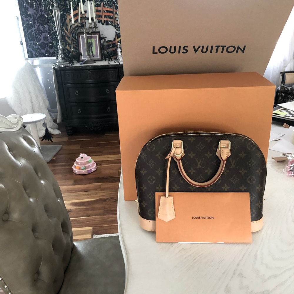 Louis Vuitton Alma Pm NWT